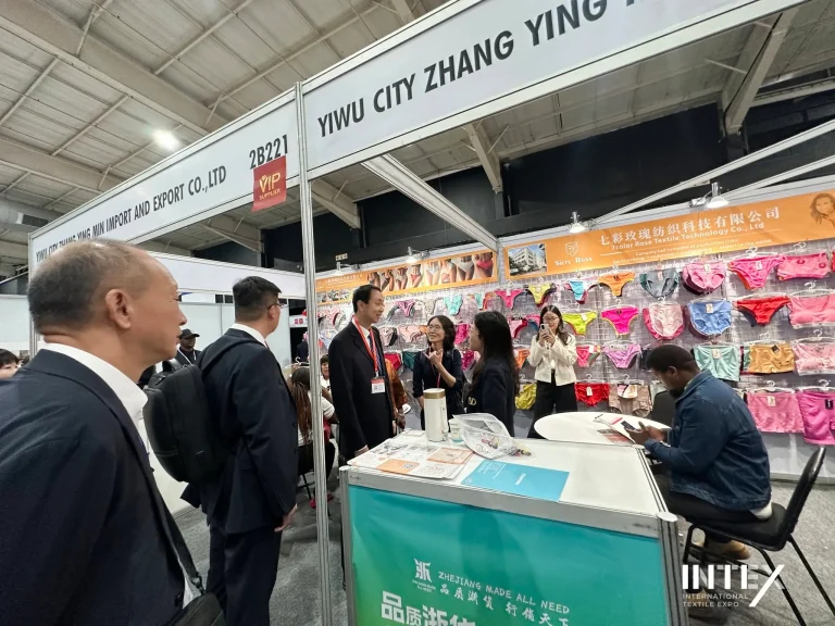 南非国际家居礼品展现场照片3