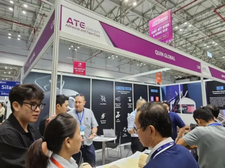 越南胶粘剂及胶粘带展览会现场照片2