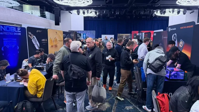 美国纽约HiFi耳机展览会现场照片4