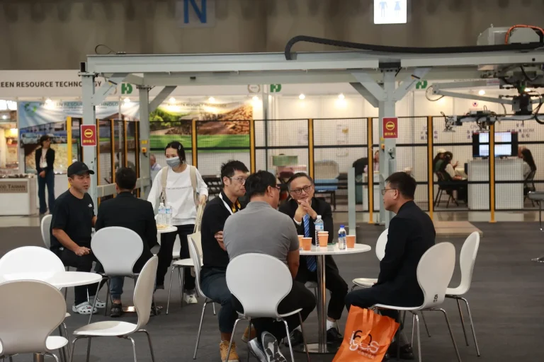 台湾木工机械、家具制造展览会现场照片2