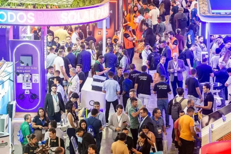中东迪拜太阳能光伏展览会现场照片8