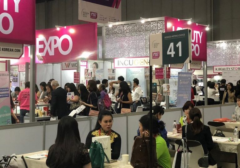 韩国首尔美容美发展览会现场照片3