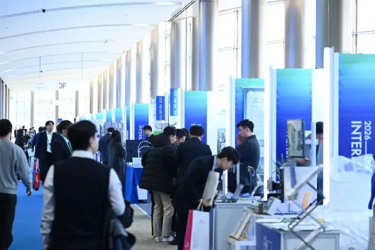 韩国首尔电池储能展览会现场照片5