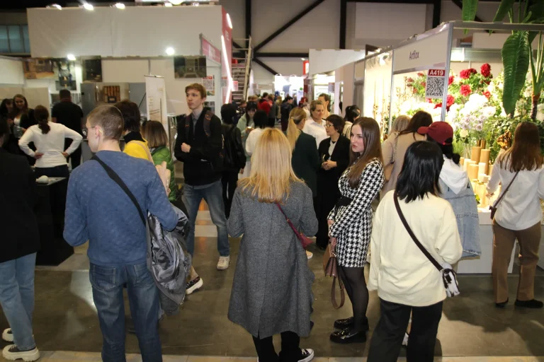 俄罗斯圣彼得堡室内设计装饰展览会现场照片4
