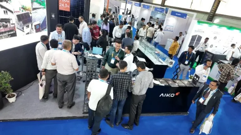 印度太阳能光伏展览会现场照片1