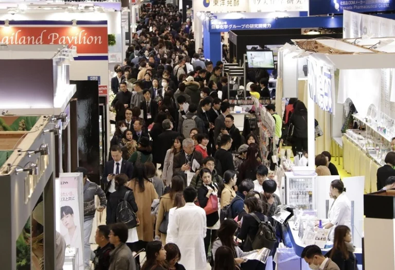 日本大阪再生医疗、化妆品原料展览会现场照片2