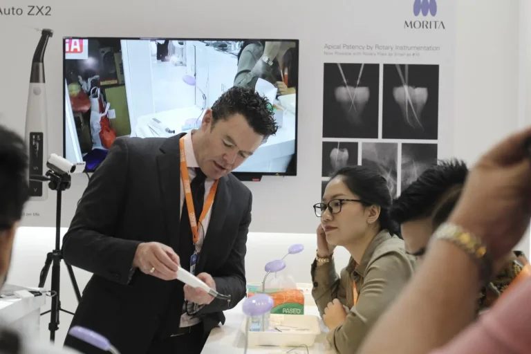 印尼雅加达口腔及牙科展览会现场照片5