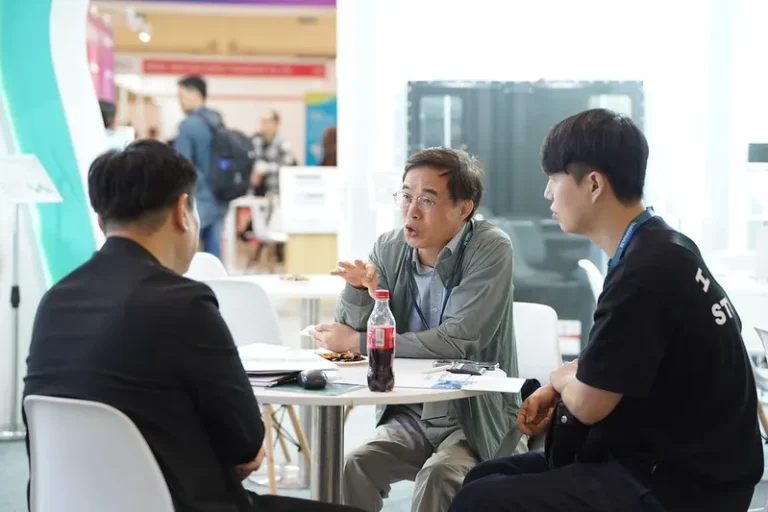 印尼太阳能光伏、储能展览会现场照片6