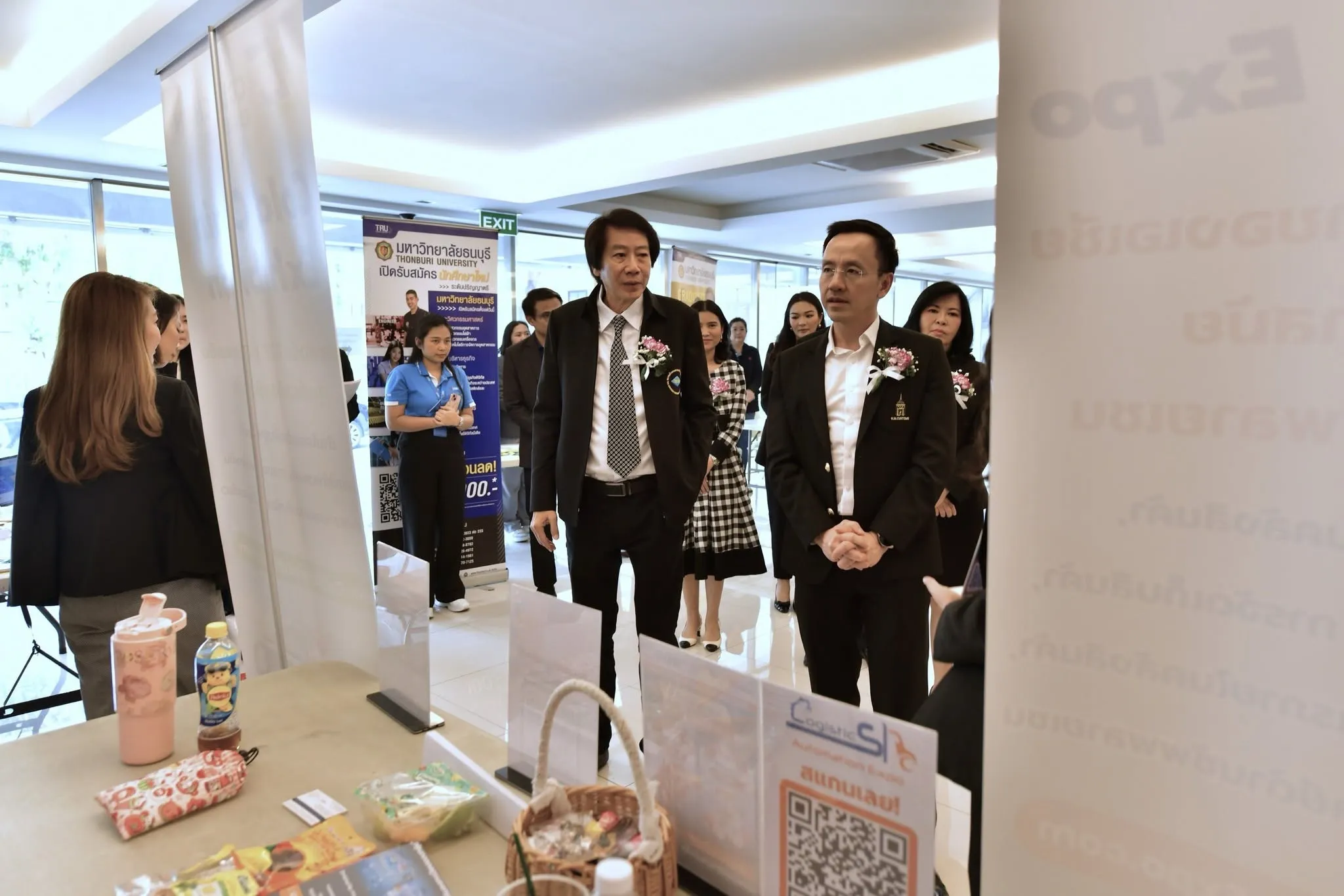 展会上展示的无人零售与智能物流技术方案