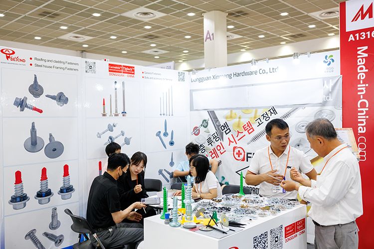 KOREA BUILD WEEK展商洽谈现场