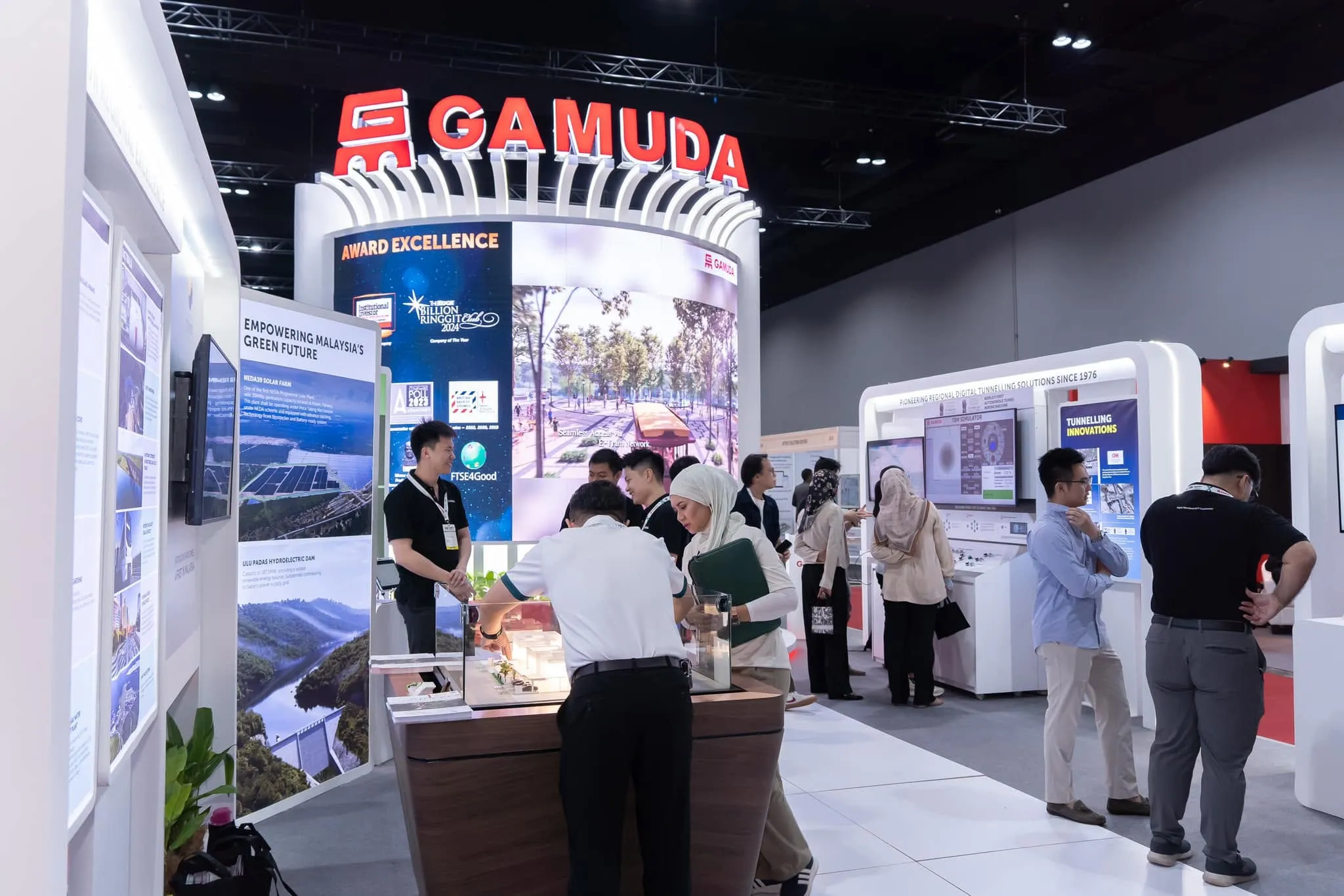马来西亚建材、建筑及工程机械展览会现场
